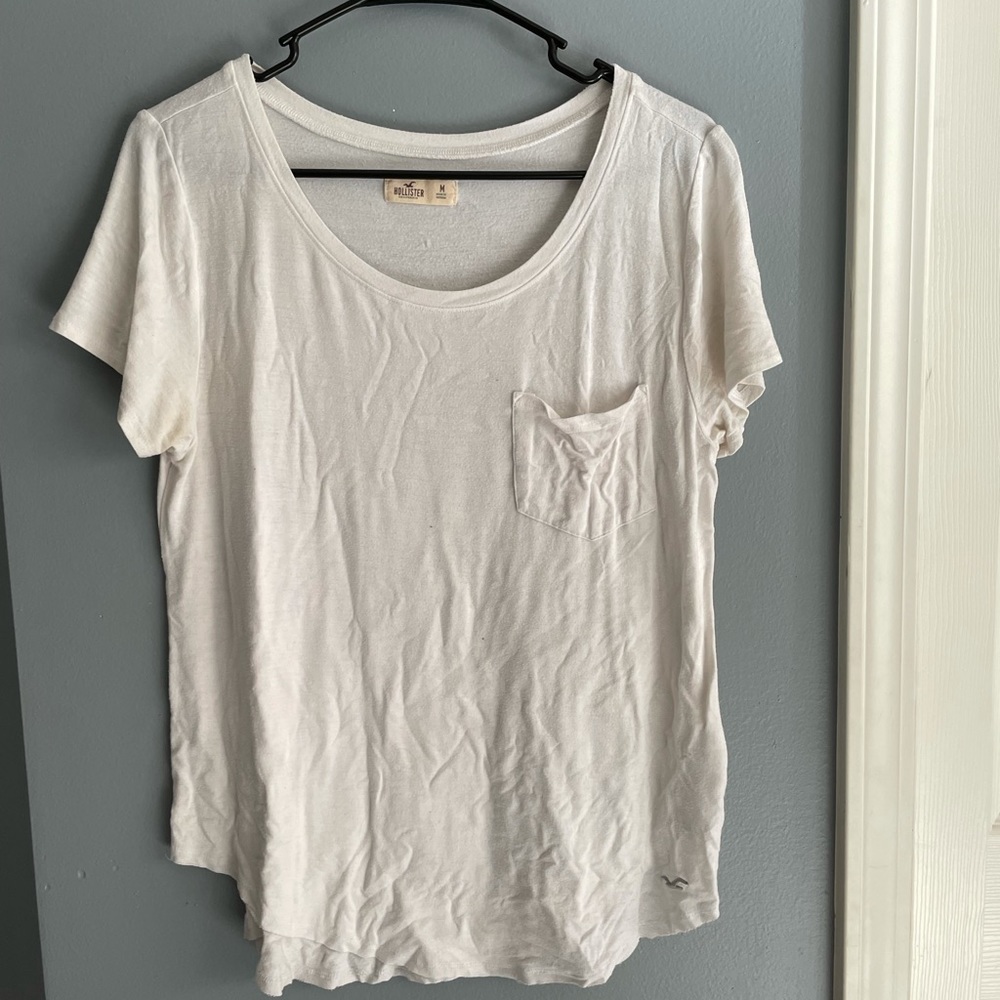 HOLLISTER everyday white tee